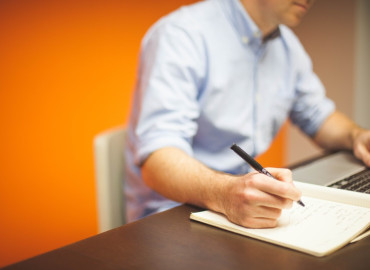 какие бывают долги: в чем разница между задолженностью и долгом - фото - 1